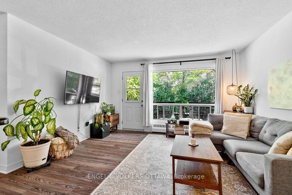 270 Beechwood Avenue 11, Vanier and Kingsview Park, ON K1L 8A6 – photo 3