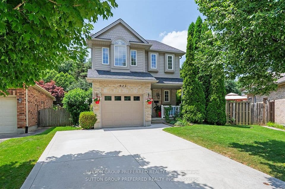 623 Thornwood Court, London North, ON N6H 5J5 – main photo