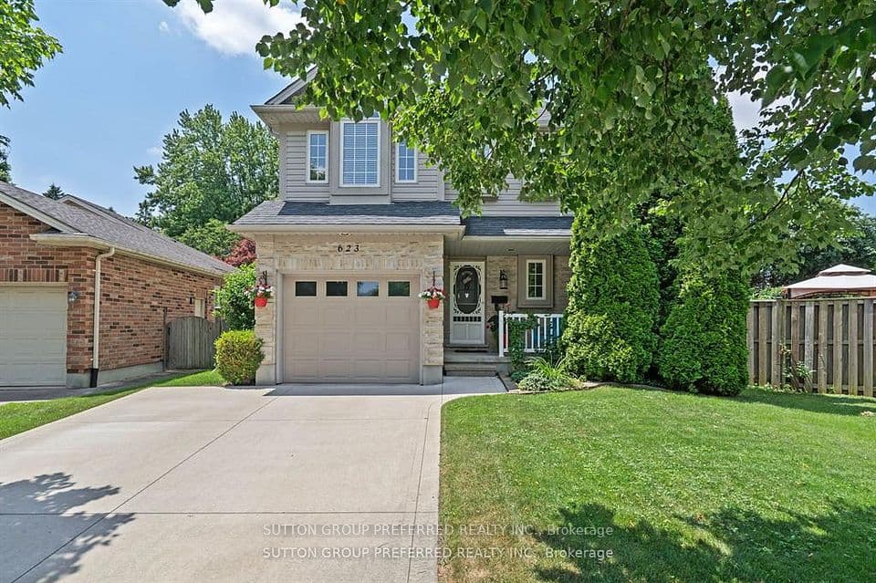623 Thornwood Court, London North, ON N6H 5J5 – photo 2