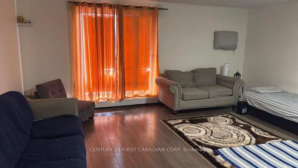 573 Mornington Avenue 210, London East, ON N5Y 4T9 – photo 2