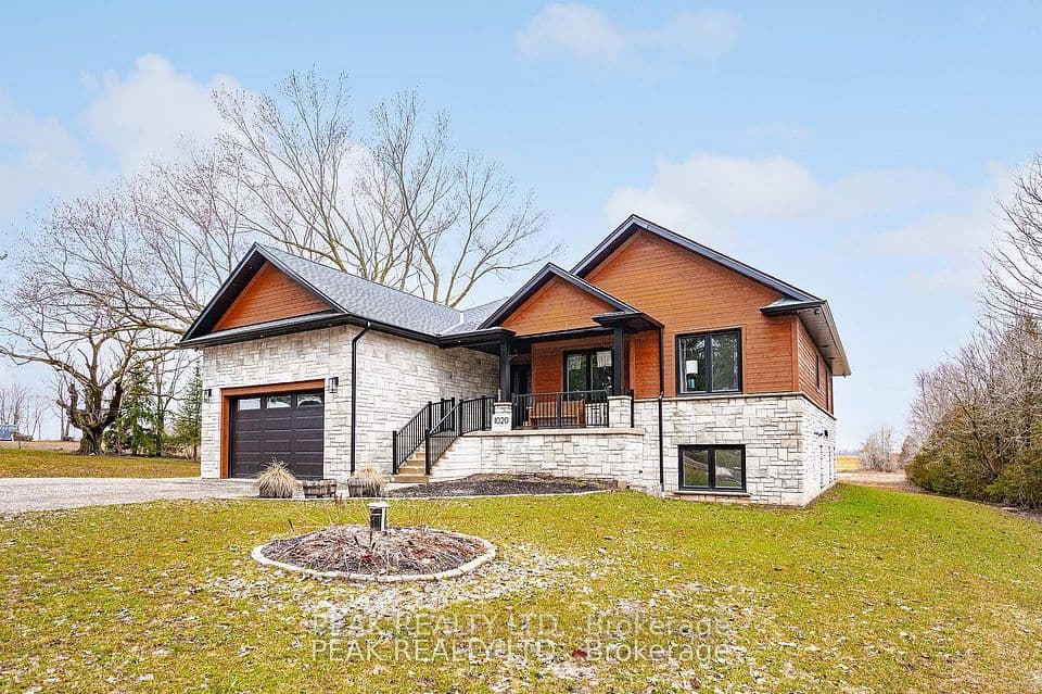1020 Victoria Street, West Grey, ON N0G 1C0 – main photo