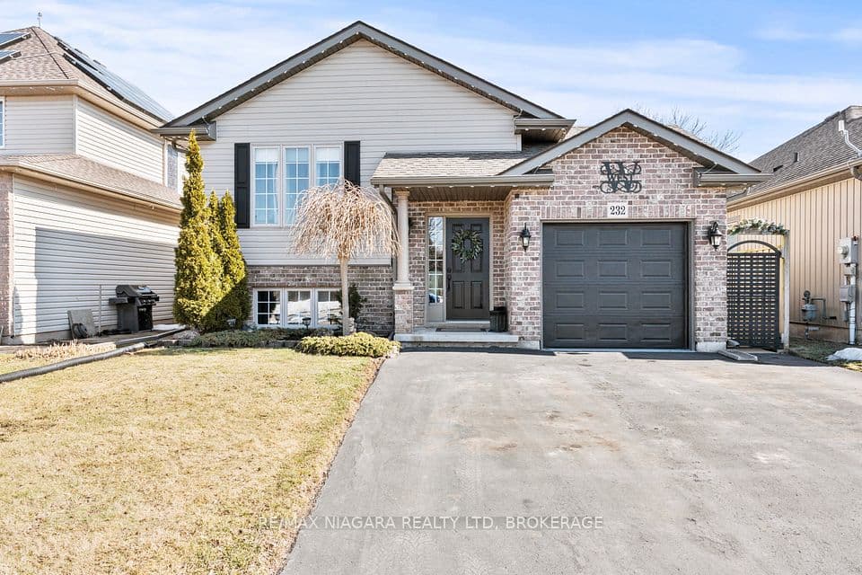 232 Regatta Drive, Welland, ON L3B 6E8 – photo 2