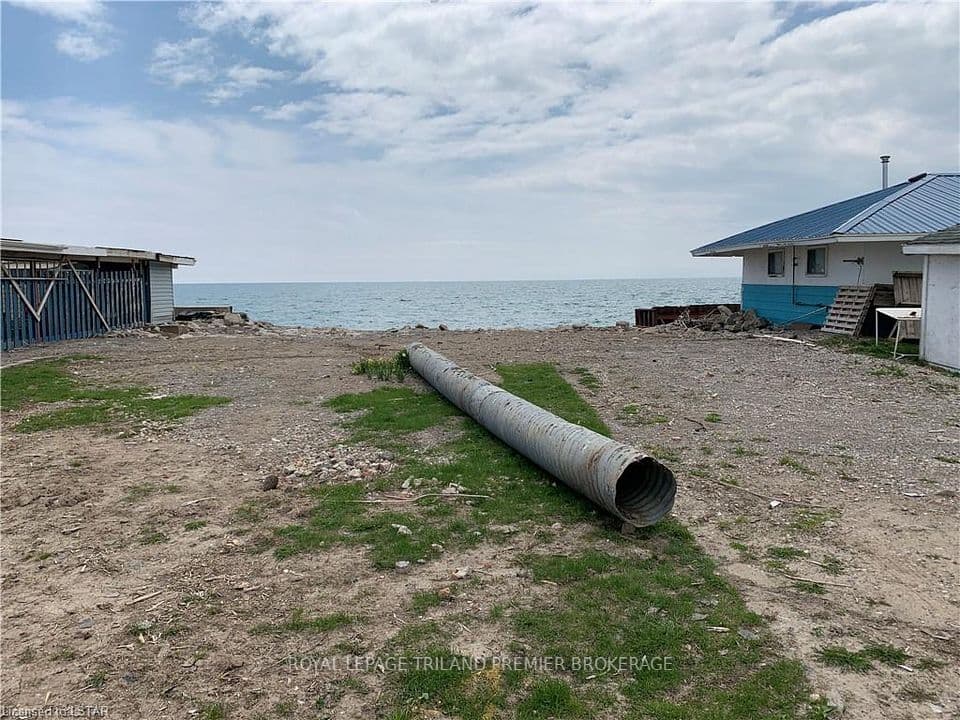 18094 Erie Shore Drive, Chatham-Kent, ON N0P 1A0 – photo 2
