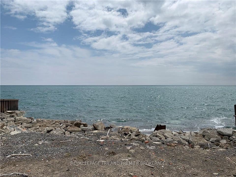 18094 Erie Shore Drive, Chatham-Kent, ON N0P 1A0 – photo 3