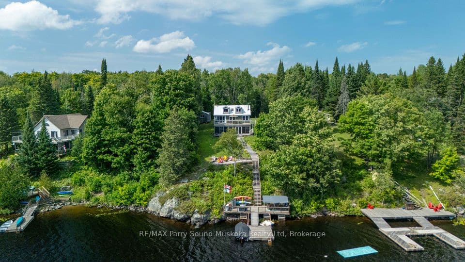 16 Golden Horseshoe Lane, Whitestone, ON P0G 1G0 – main photo