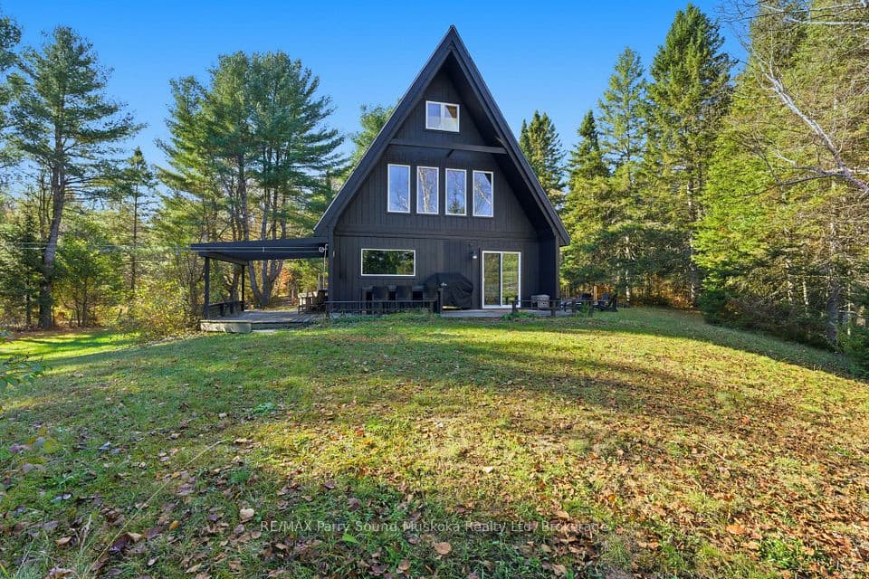 39 Groeger Road, Huntsville, ON P1H 2J4 – photo 3