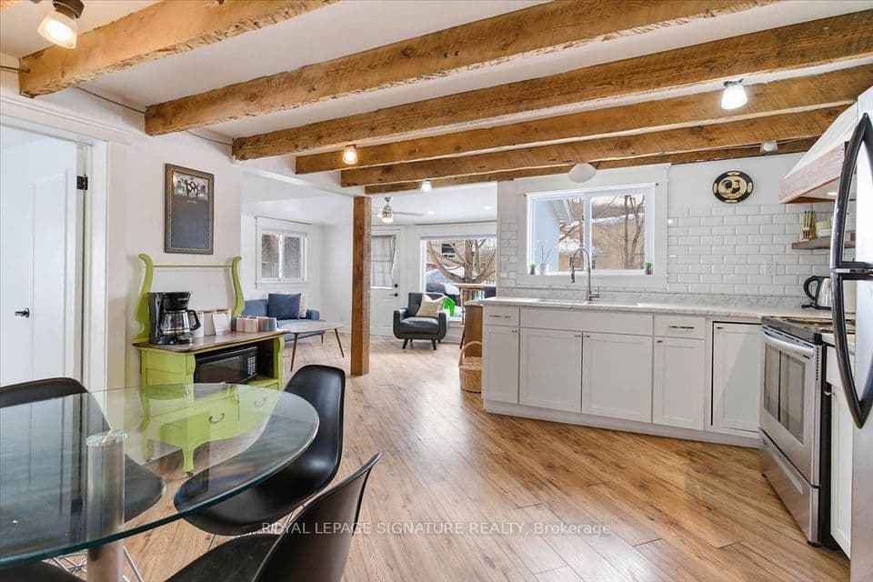 42 York Street, Prince Edward County, ON K0K 2T0 – photo 2