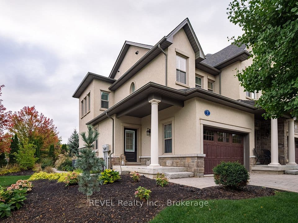 7 Aberdeen Lane S A7, Niagara-on-the-Lake, ON L0S 1J0 – photo 2