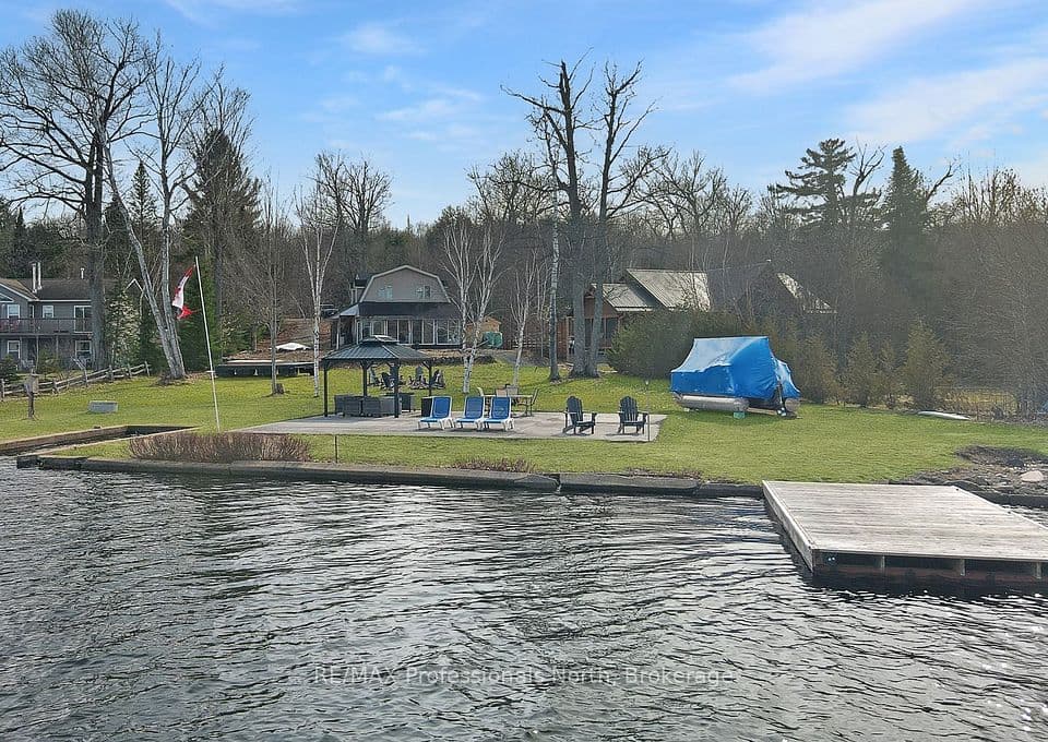 1008 Cherokee Trail, Algonquin Highlands, ON K0M 1J1 – main photo