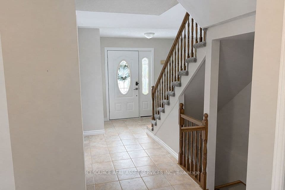 1593 Murphy Road, Sarnia, ON N7S 2Z4 – photo 3