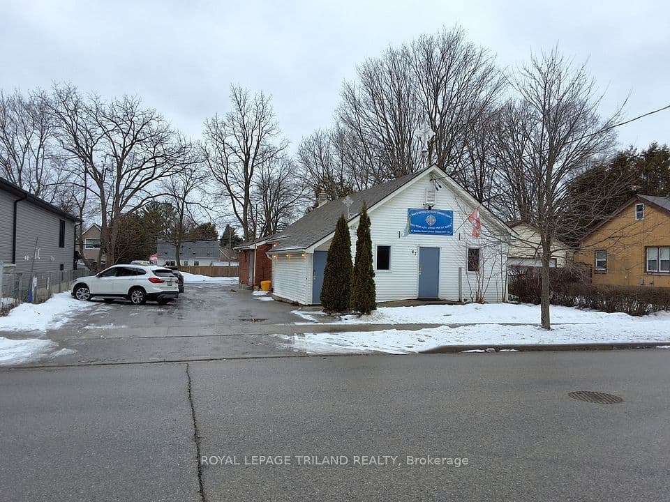 47 Boullee Street, London East, ON N5Y 1T5 – main photo