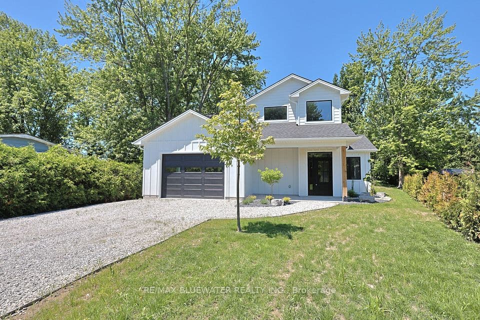 72623 Stanley Street, Bluewater, ON N0M 2T0 – main photo