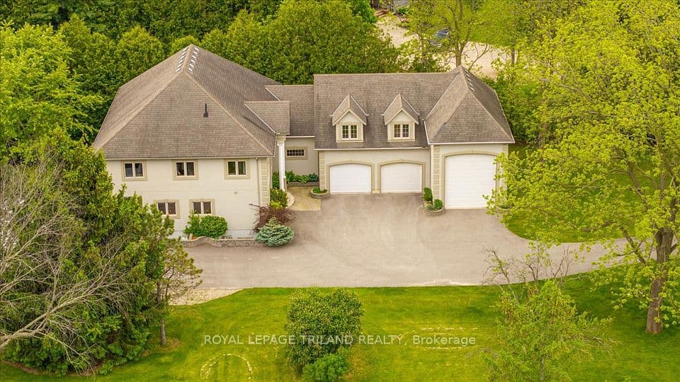3115 Napperton Drive, Adelaide Metcalfe, ON N7G 3H8 – photo 2