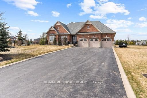 8 Nature's Landing Drive, East Garafraxa, ON L9W 6T8 – main photo