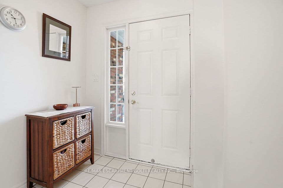 53 Myrtle Avenue, St. Catharines, ON L2M 5W2 – photo 3