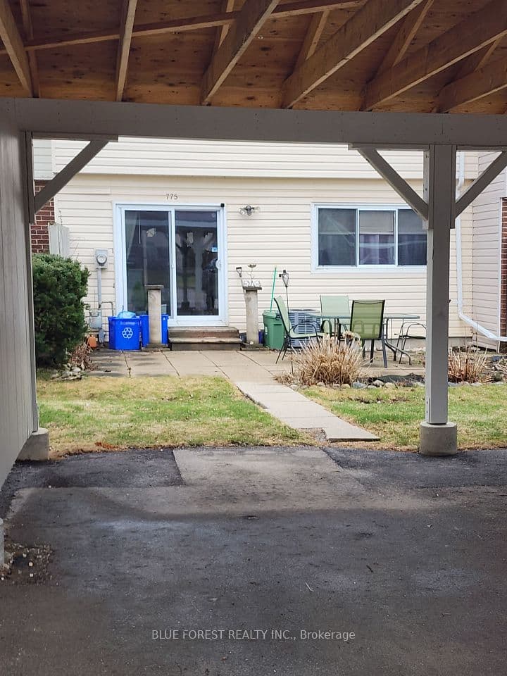 775 Wilkins Street, London South, ON N6C 4Z9 – photo 2
