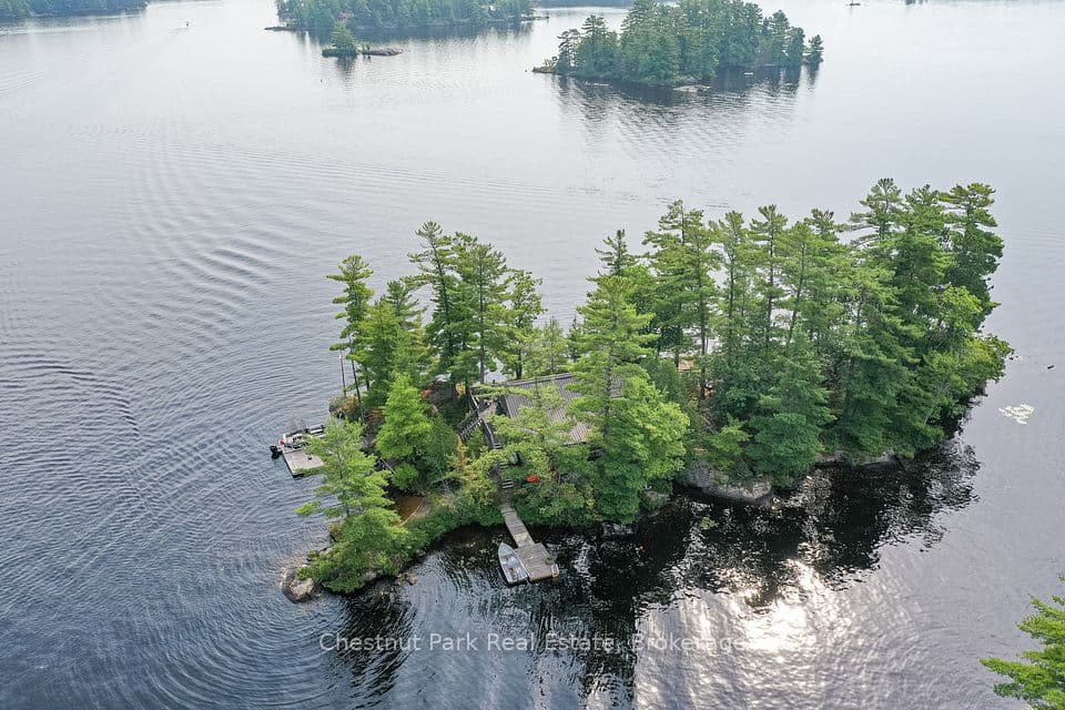Rose Island Kahshe Lake, Gravenhurst, ON P0B 1G0 – main photo