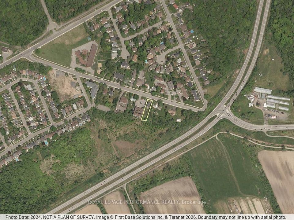 2478 Cleroux Crescent, Blackburn Hamlet, ON K1W 1A3 – photo 2