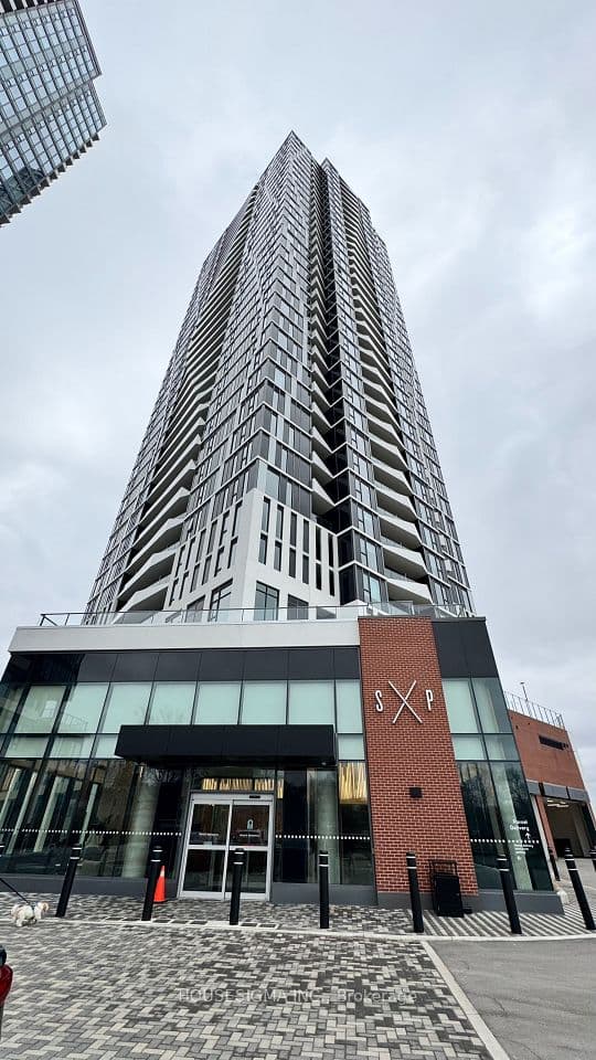 25 Wellington Street S 806, Kitchener, ON N2G 0G5 – main photo