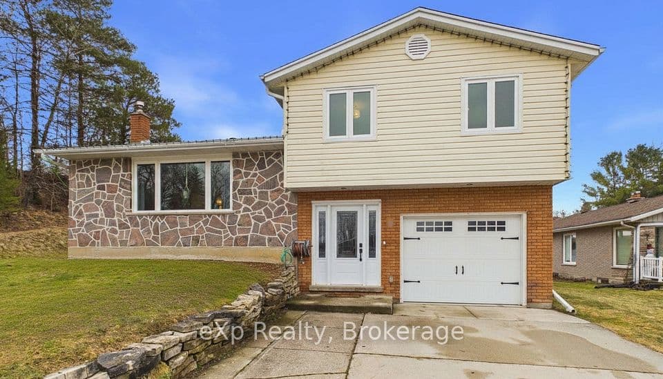 1 Centennial Drive, Brockton, ON N0G 2V0 – main photo