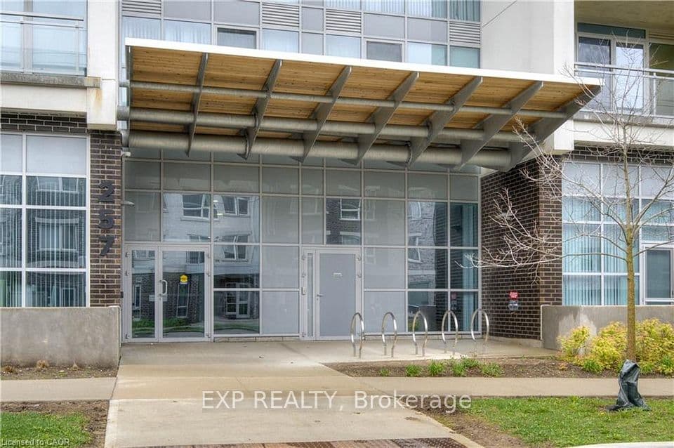 257 Hemlock Street 607, Waterloo, ON N2L 3R4 – photo 3