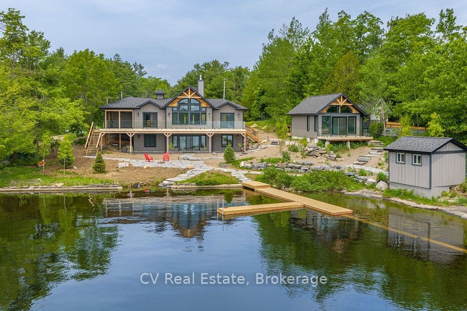 1111 Lakeshore Drive, Gravenhurst, ON P1P 1R2 – main photo