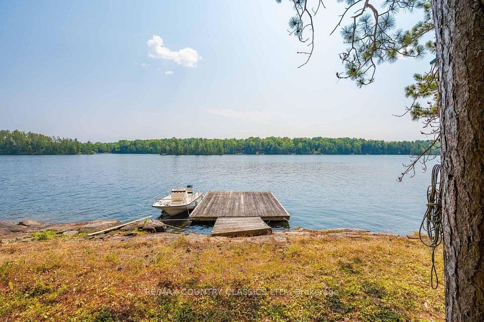 22 Chandos Lk Balmer Island, North Kawartha, ON K0L 1A0 – photo 3