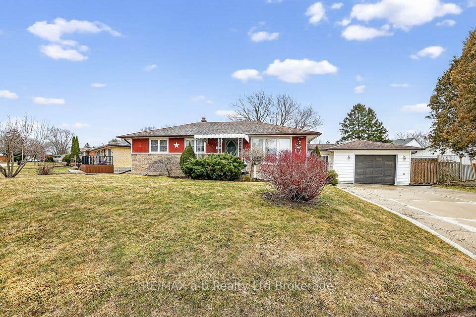 23 Glenn Avenue, Ingersoll, ON N5C 2C9 – main photo