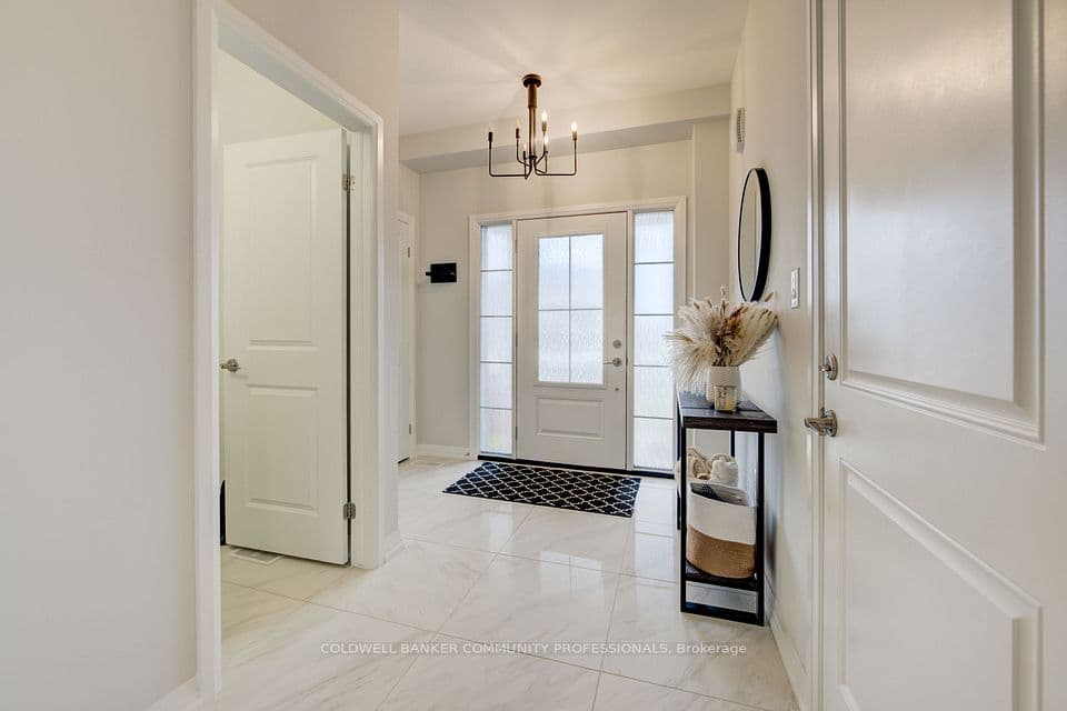 36 Alicia Crescent, Thorold, ON L3C 7M5 – photo 3