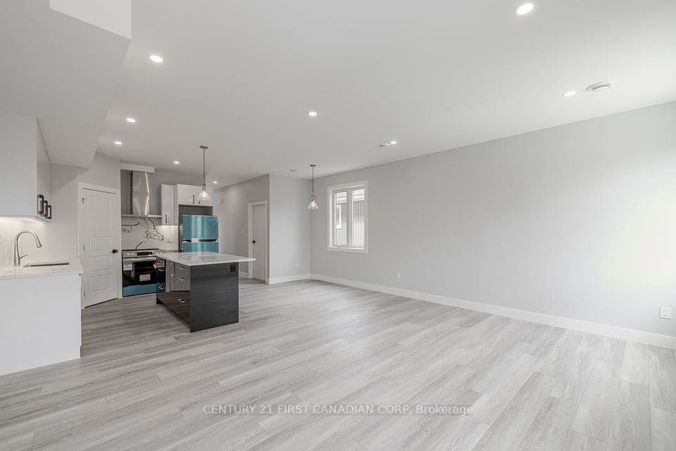 109 Ross Street, St. Thomas, ON N5R 3X8 – photo 2