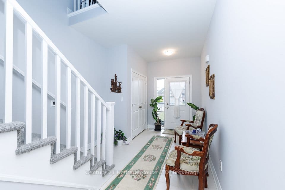 397 Hummel Crescent, Fort Erie, ON L2A 0E8 – photo 3