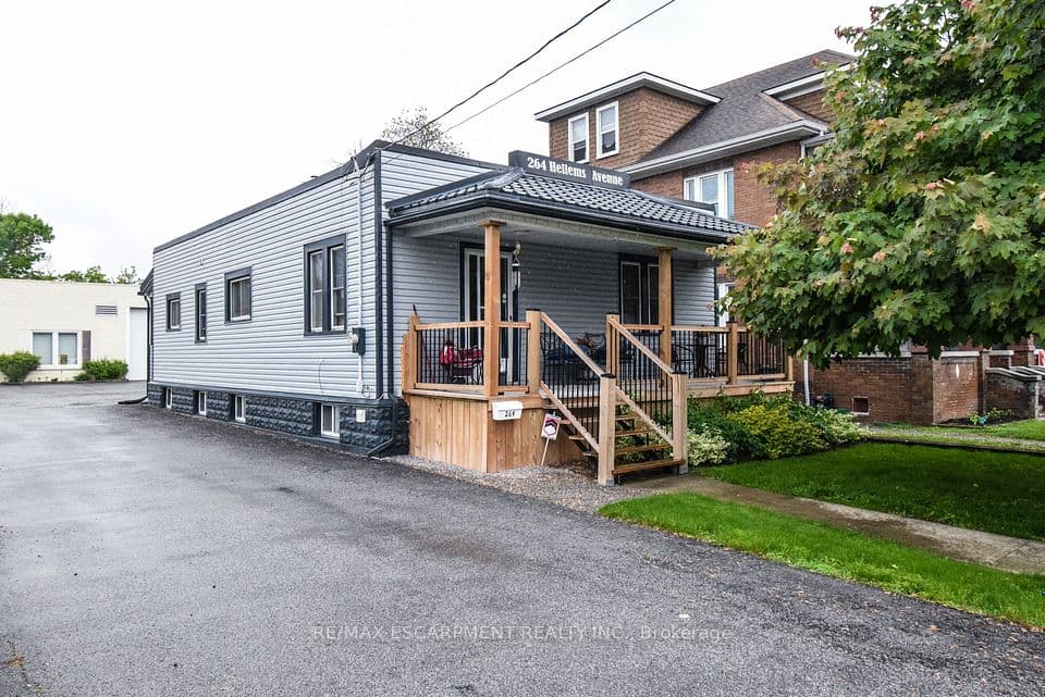 264 Hellems Avenue, Welland, ON L3B 3B7 – main photo