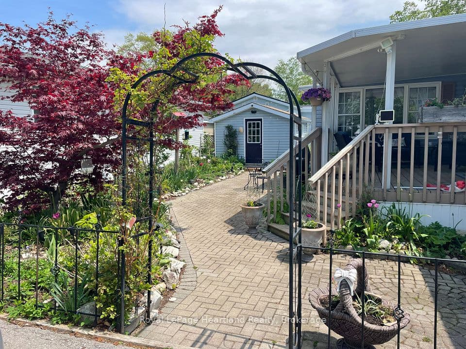 12 IROQUOIS Lane, Ashfield-Colborne-Wawanosh, ON N7A 3Y2 – photo 3