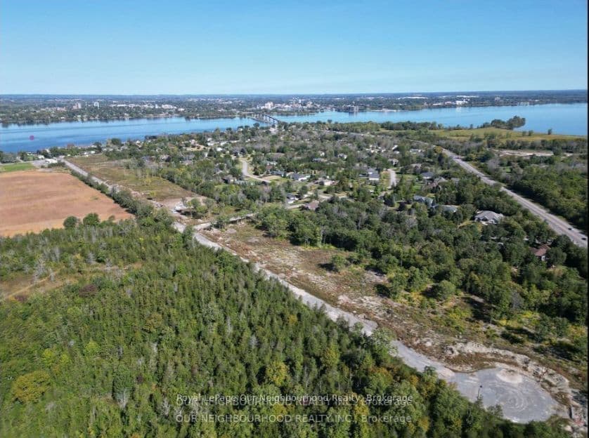 55 PARLIAMENT Street, Prince Edward County, ON K8N 4Z7 – photo 3