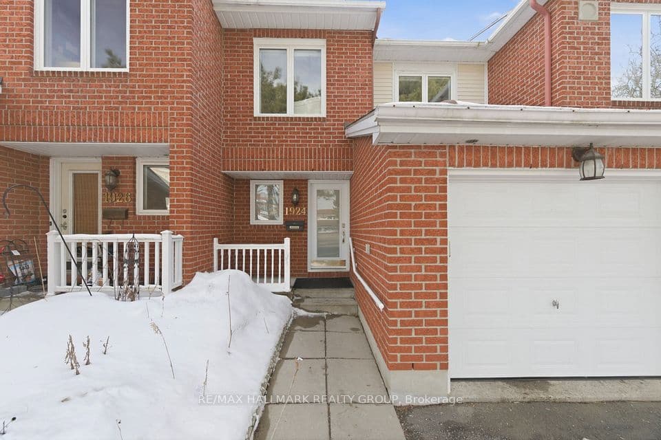 1924 ASHMONT Street, Orleans - Convent Glen and Area, ON K1C 7B9 – photo 3