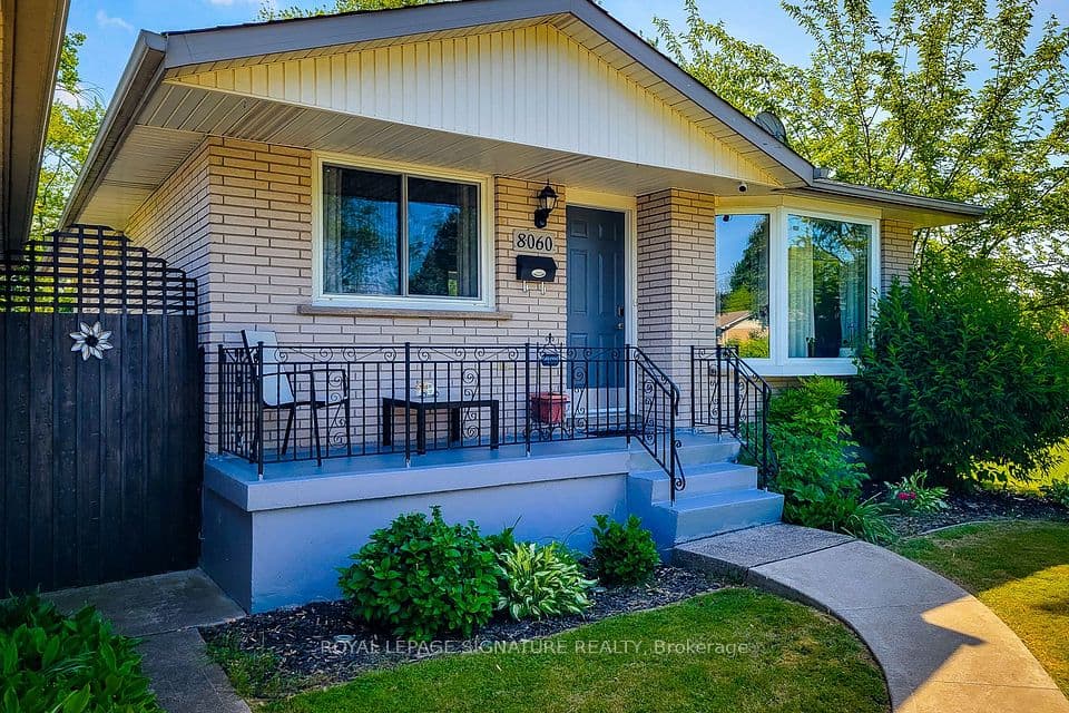 8060 Beaverdams Road, Niagara Falls, ON L2H 1R8 – photo 3