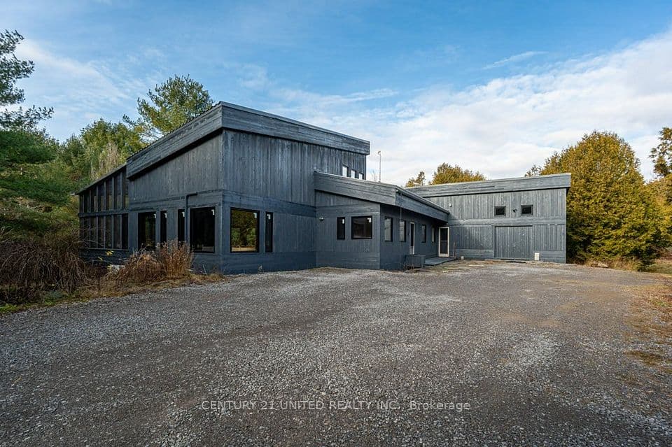 1080 Clydesdale Road, North Kawartha, ON K0L 1A0 – main photo
