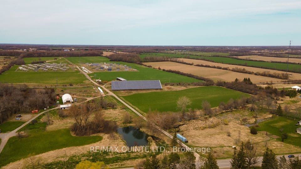 15860 Loyalist Parkway, Prince Edward County, ON K0K 1G0 – main photo