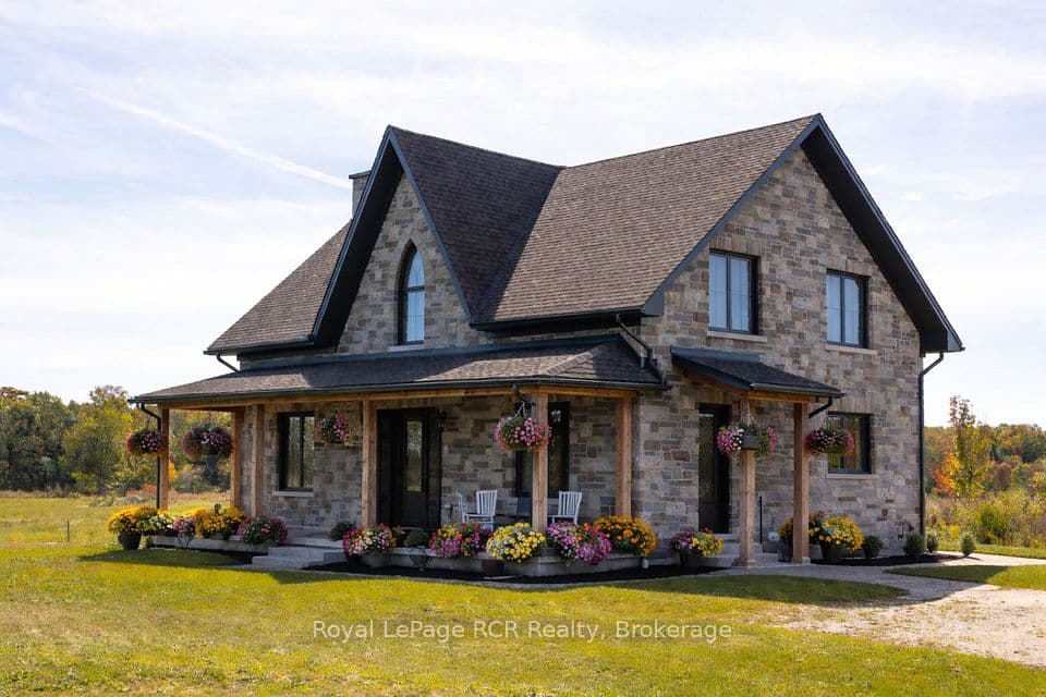 1037 Purple Valley Road, South Bruce Peninsula, ON N0H 1W0 – main photo