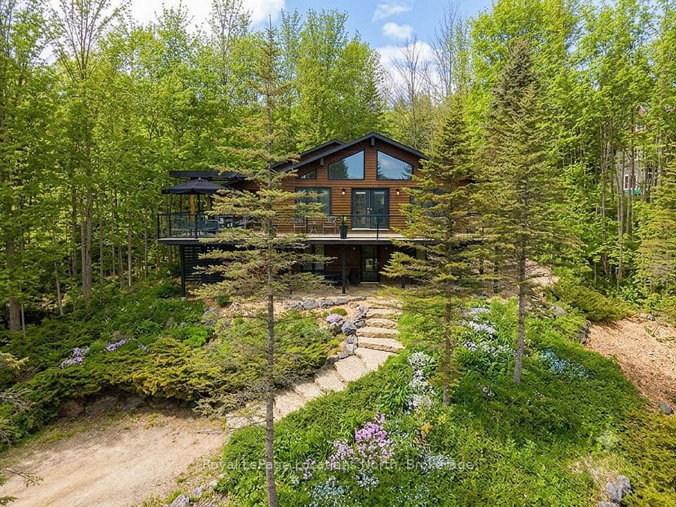 112 Amik Court, Grey Highlands, ON N0C 1G0 – main photo