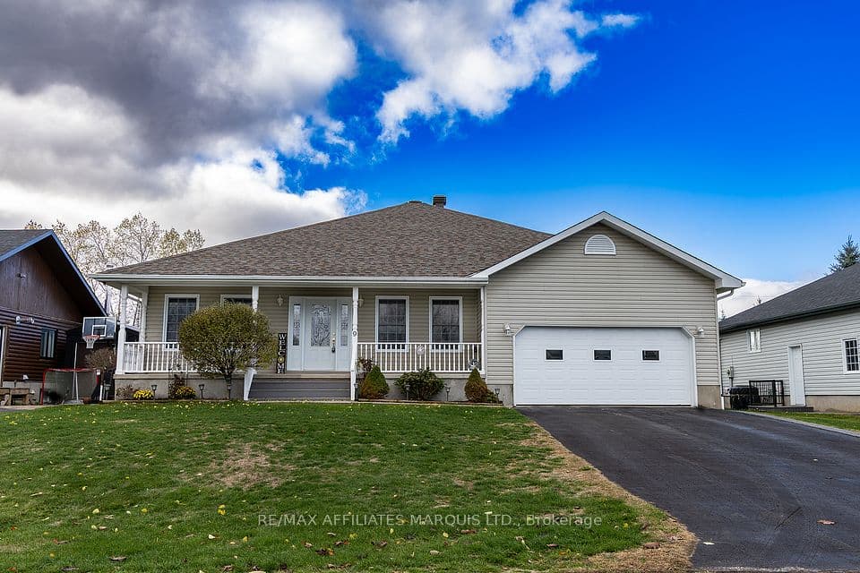 9 Grove Street, South Dundas, ON K0E 1K0 – main photo