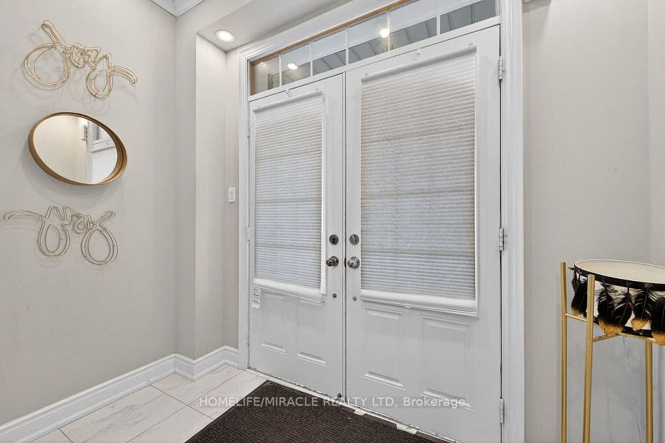 7809 Hackberry Trail, Niagara Falls, ON L2H 3R5 – photo 3