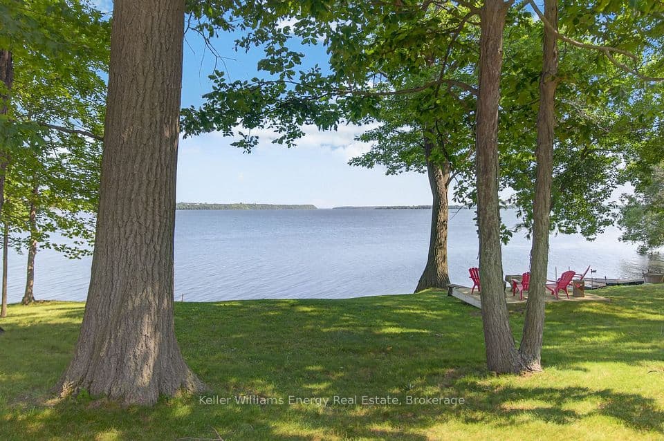 11858 Loyalist Parkway, Prince Edward County, ON K0K 2T0 – photo 2