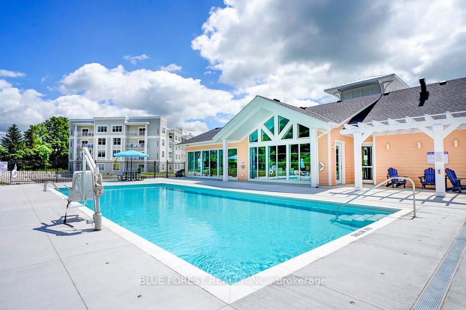 100 The Promenade 307, Central Elgin, ON N5L 1C5 – photo 2