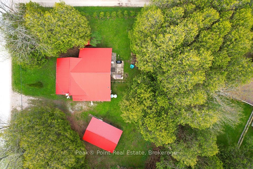 79 Parkside Avenue, South Bruce Peninsula, ON N0H 2T0 – main photo