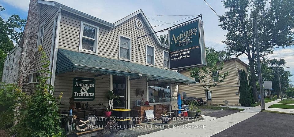 4020 Main Street, Niagara Falls, ON L2G 6B8 – main photo