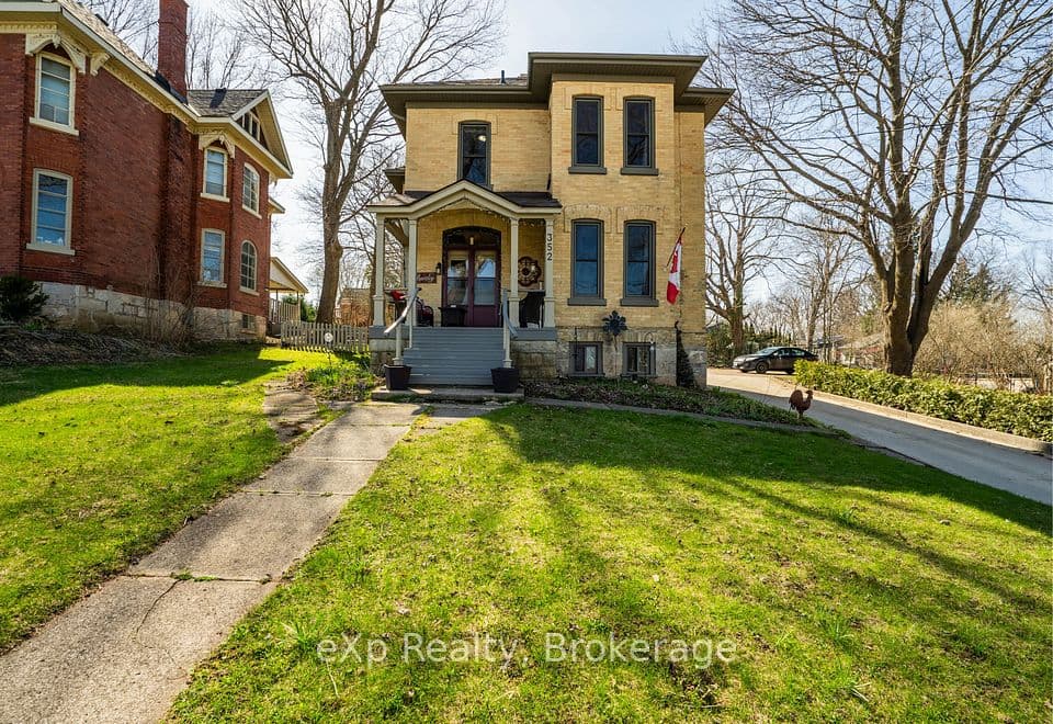 352 Berford Street, South Bruce Peninsula, ON N0H 2T0 – main photo