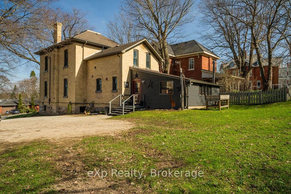 352 Berford Street, South Bruce Peninsula, ON N0H 2T0 – photo 2
