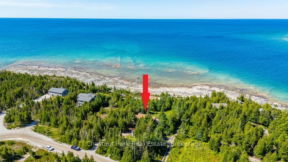 139 Huron Drive, Northern Bruce Peninsula, ON N0H 2R0 – main photo