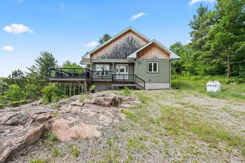 2092 Beach Road, Frontenac, ON K0H 2M0 – main photo
